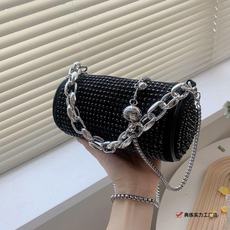 This year's popular small bags are women's summer versatile new trendy fashion shoulder messenger bags trendy diamond-encrusted cylindrical bags