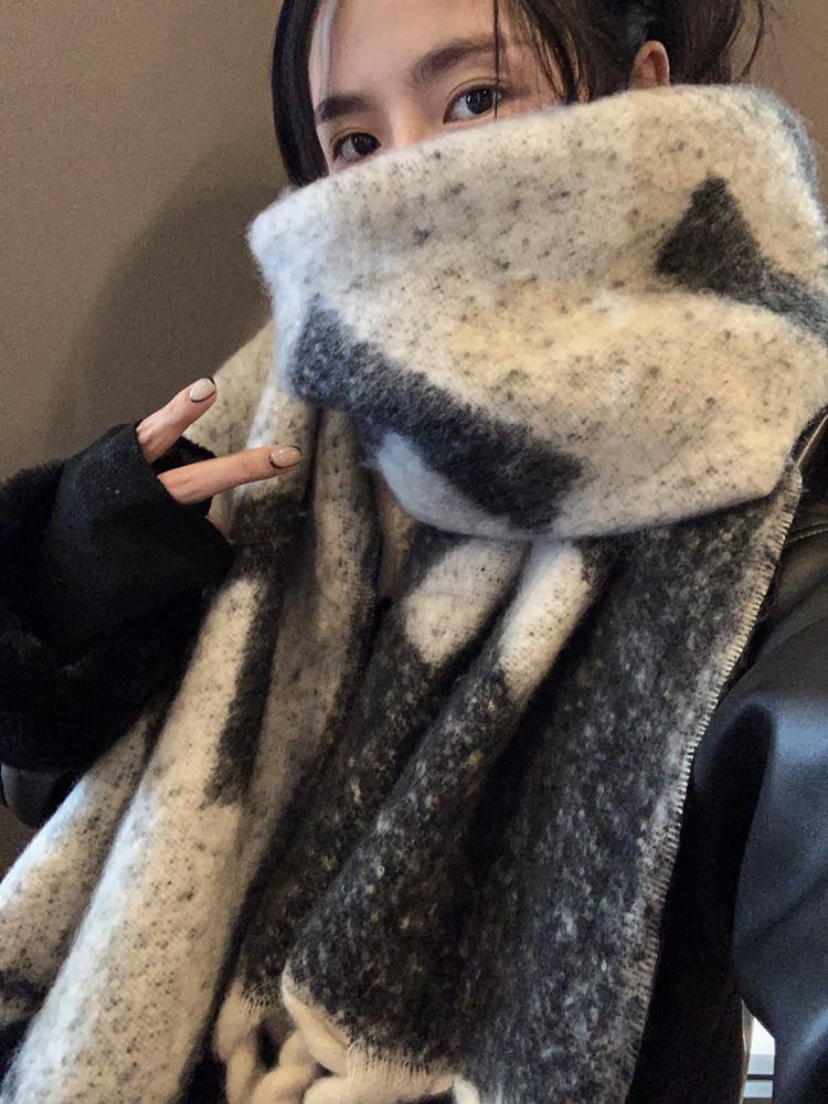 F Word New Mohair Braided Scarf Women's Winter Shawl Thickened High-end Warm Plush Scarf