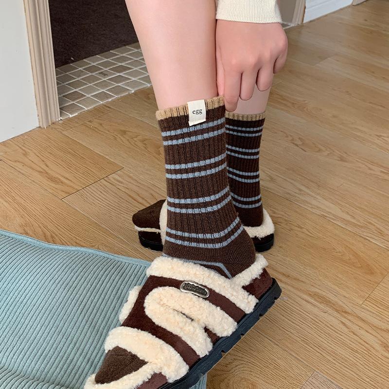 

Branding Autumn-Winter Retro Stripes Women s Thick Cotton Wool Mid-Calf Socks - Great for Children, Versatile and Stylish 1 pair кавовий