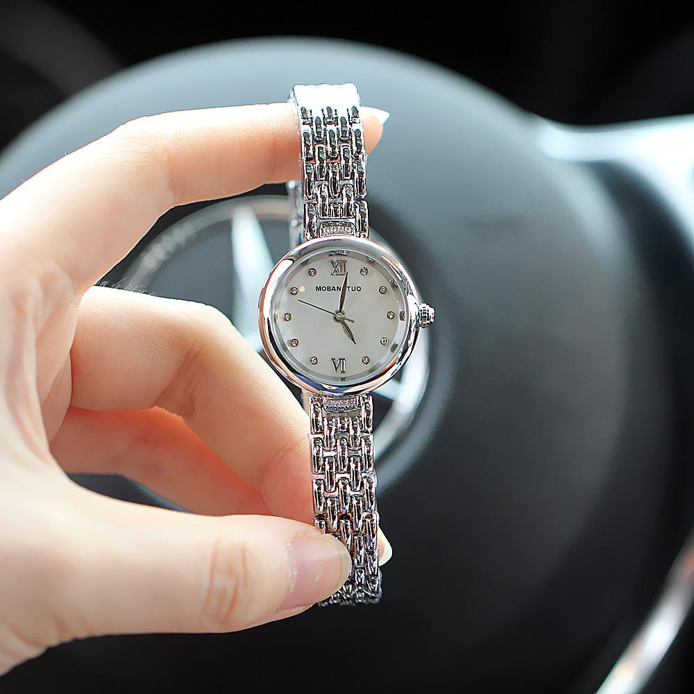 Fashion Women'S Hand Fritillary Face Diamond Bracelet Quartz Waterproof Temperament Watch Trendy Watch Women