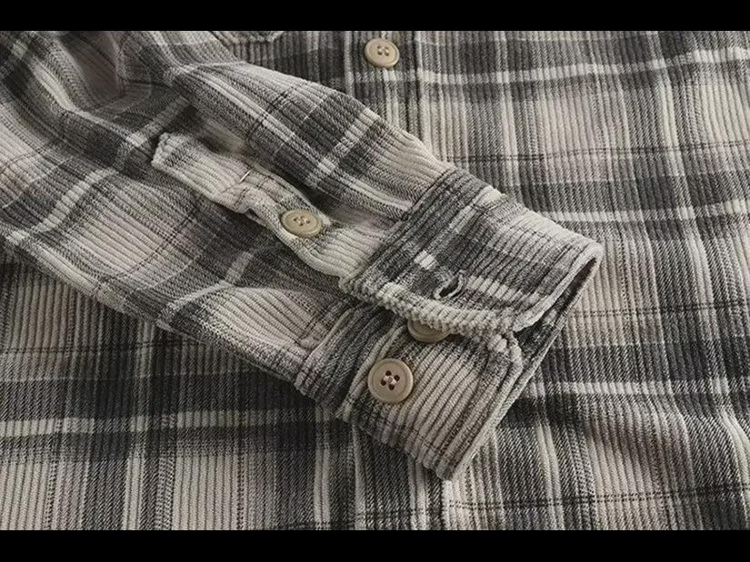 Men's Retro Khaki Plaid Corduroy Shirt - Spring/Fall Classic with Long Sleeves