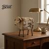 Modern Rustic Home Decor Distressed Imitation Wood Grain Sheep Figurine Resin Farmhouse Animal Statue for Shelf Tabletop Decor Retro Country