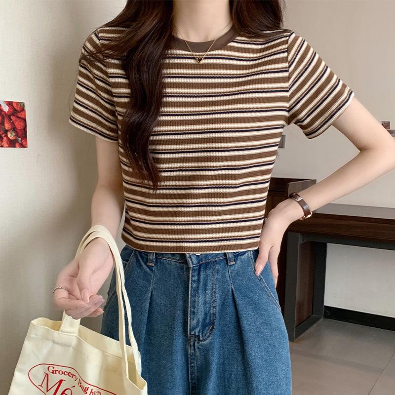

New striped short-sleeved t-shirt women s summer slim-fit design sense Spice girl short crew neck knitted sweater top trendy One size fits all хакі