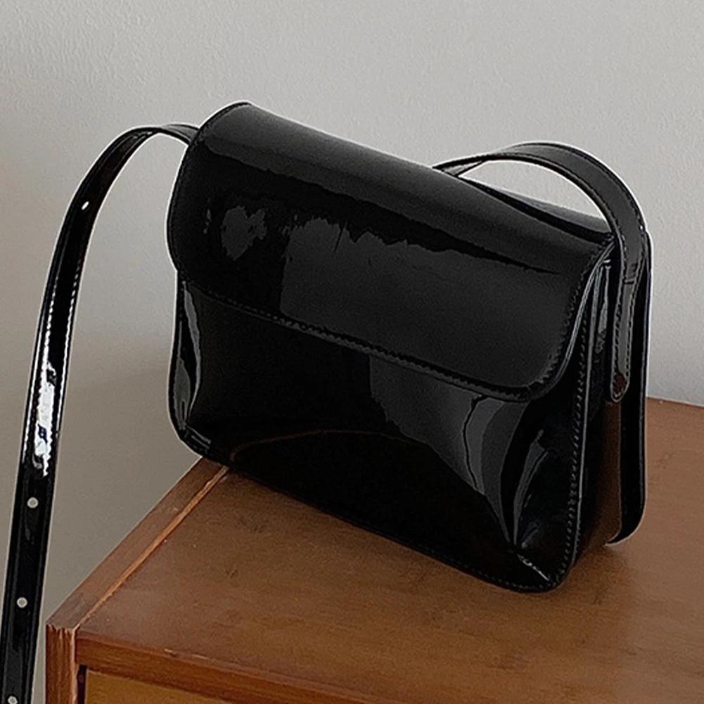 Retro Patent Leather Women Shoulder Bag Luxury Flap Satchel Solid Color Small Square Bag Classic Red Crossbody Bag Armpit Purses