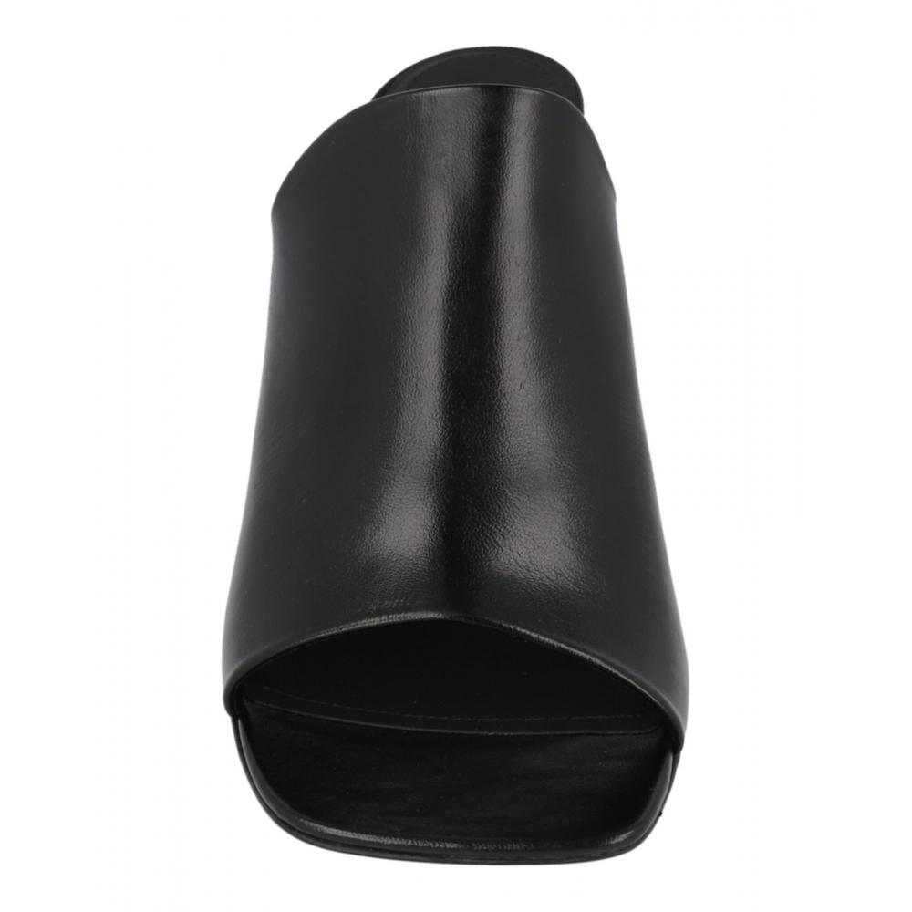 Salvatore Ferragamo Era Leather Mules Black