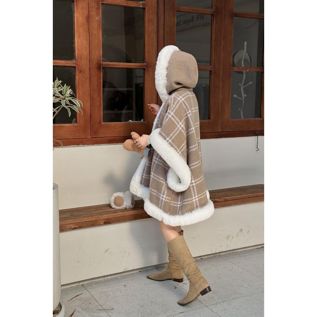 

812 #Зимняя бархатная утолщенная клетчатая накидка с капюшоном и меховым воротником шерстяная куртка женская теплая накидка на пуговицах One Size