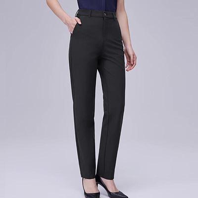 Gonne e pantaloni da donna – Pantaloni e pantaloncini capri