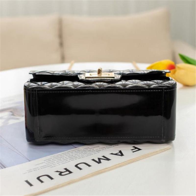 Modische Silikon-Handytasche Jelly Pearl Handtasche Stilvolle Kette Umhängetasche Geeignet für Frauen Täglich, Arbeit, Outdoor, Reisen.