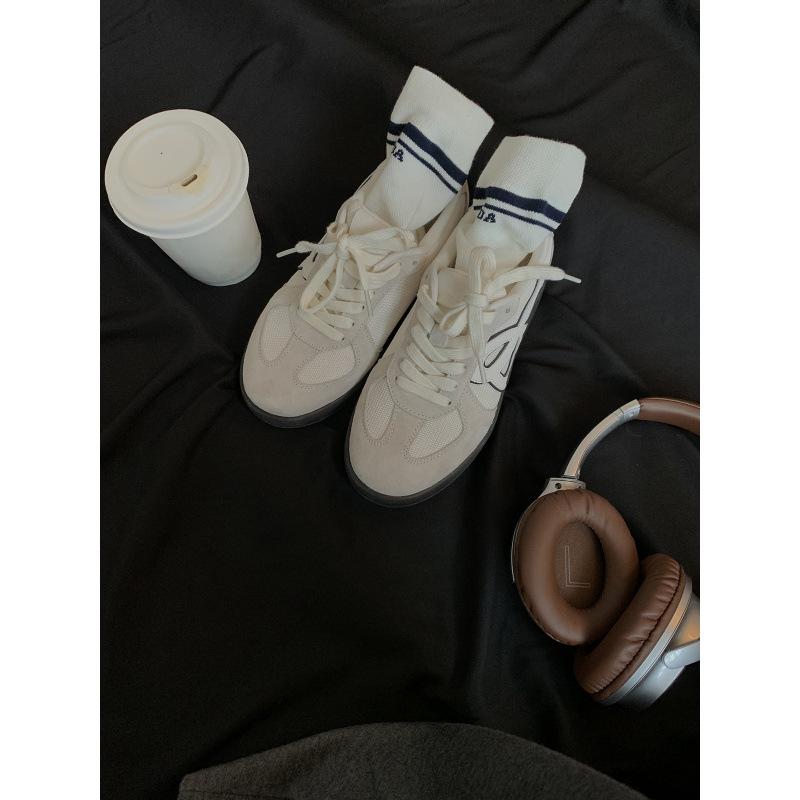 Color matching breathable round head strap thick sole inner height increase women's leisure sports board shoes