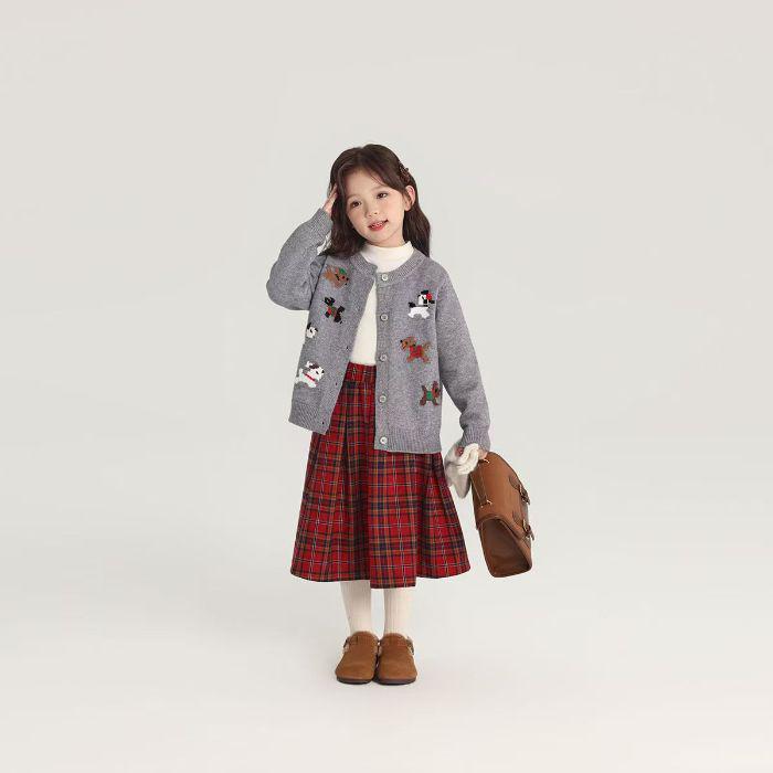 

Girls Festive Red Cartoon Christmas Cardigan - Autumn Knitted Sweater Coat. 160 cm