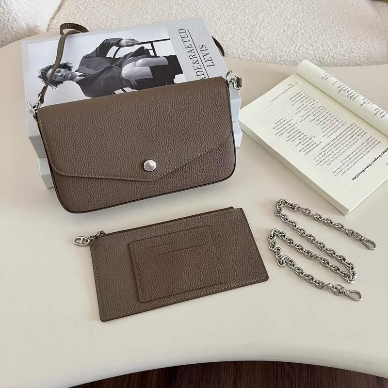 26 New leather women's bags, first layer cowhide lychee pattern envelope, mini small bag chain, single shoulder oblique span bag cross-border.