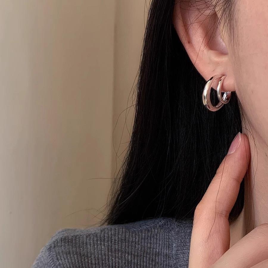 C-shaped Earrings Bloggers with The Same Simple Niche Design Geometric Arc Earrings Stud Earrings Niche Vintage Ladies Accessories Elegant Jewelry