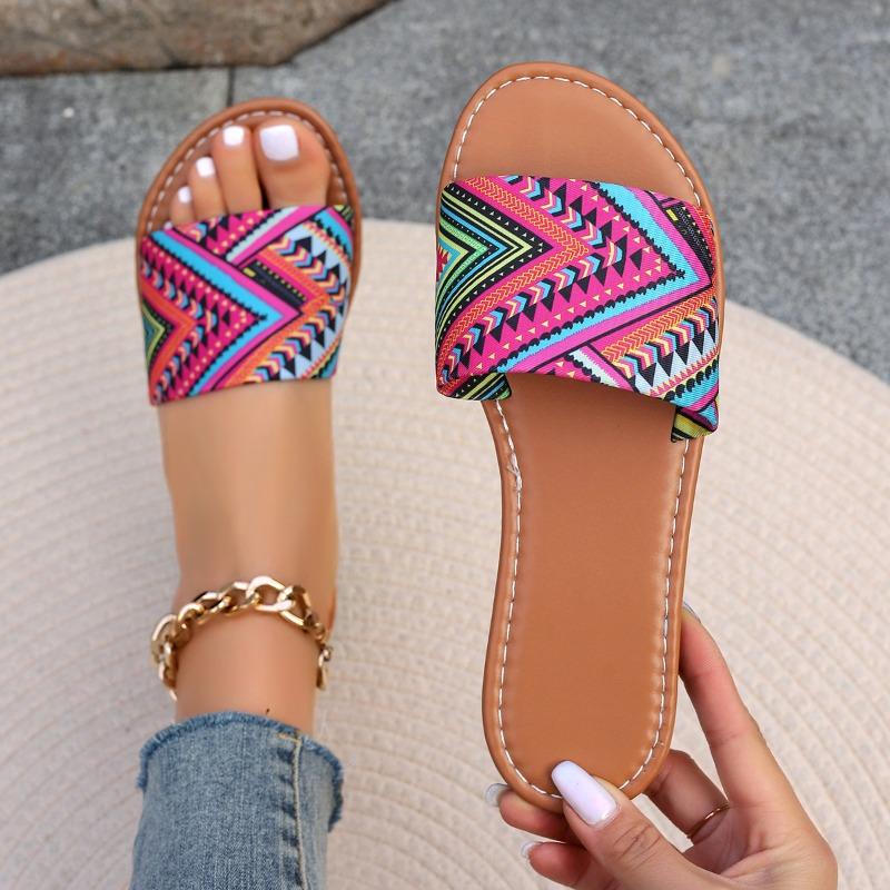 Fashion 2025 Women's Summer New Fashion Solid Color Shallow Mouth Comfort Sandals Outdoor Designer Women's Slippers