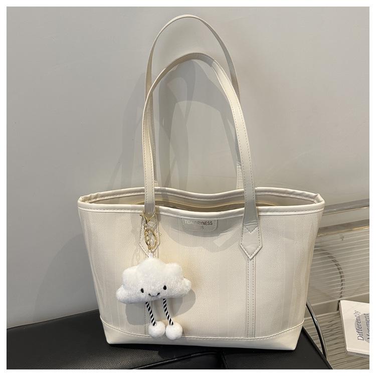 

Women s Retro Textured Shoulder Tote – Large Capacity Autumn/Winter 2024 Handbag No Pendant білий