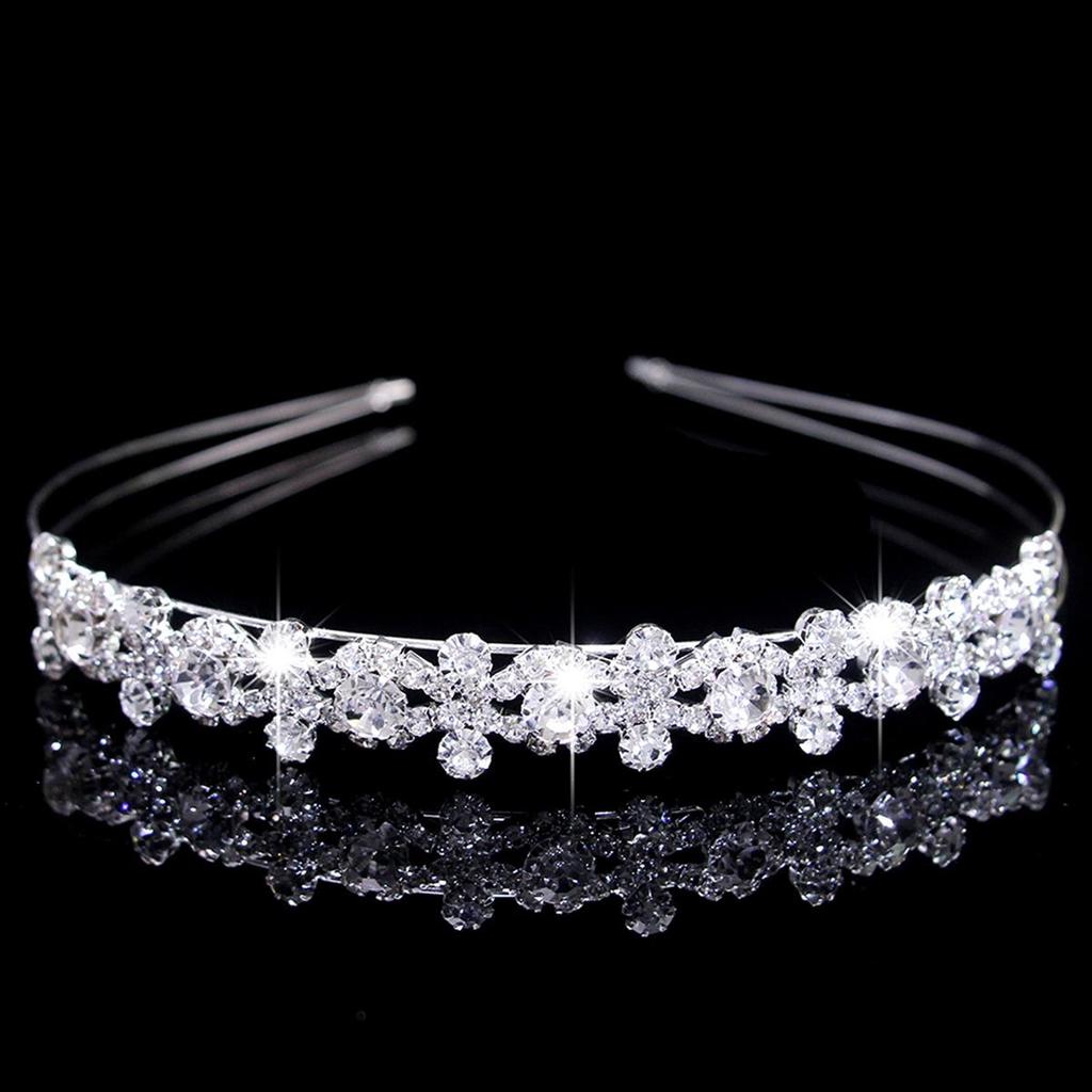 Elegant Multi-Layer Pearl Headband with Rhinestone Heart, Claw Chain Design – Perfect Bridal Hair Accessory