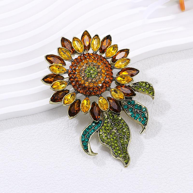 Vintage Sunflower Brooch Fashion Personality Sunflower Flower Clothing Blazer Corsage Plant Brooch