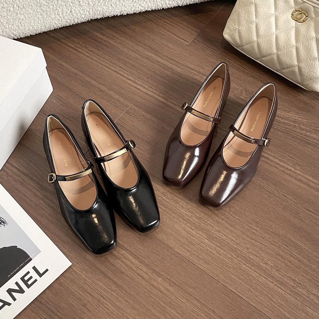 Square head single shoes women's light mouth thick heel new one-word buckle Mary Jane shoes