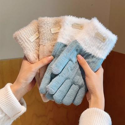 Accessoires – Handschoenen, wanten en armwarmers