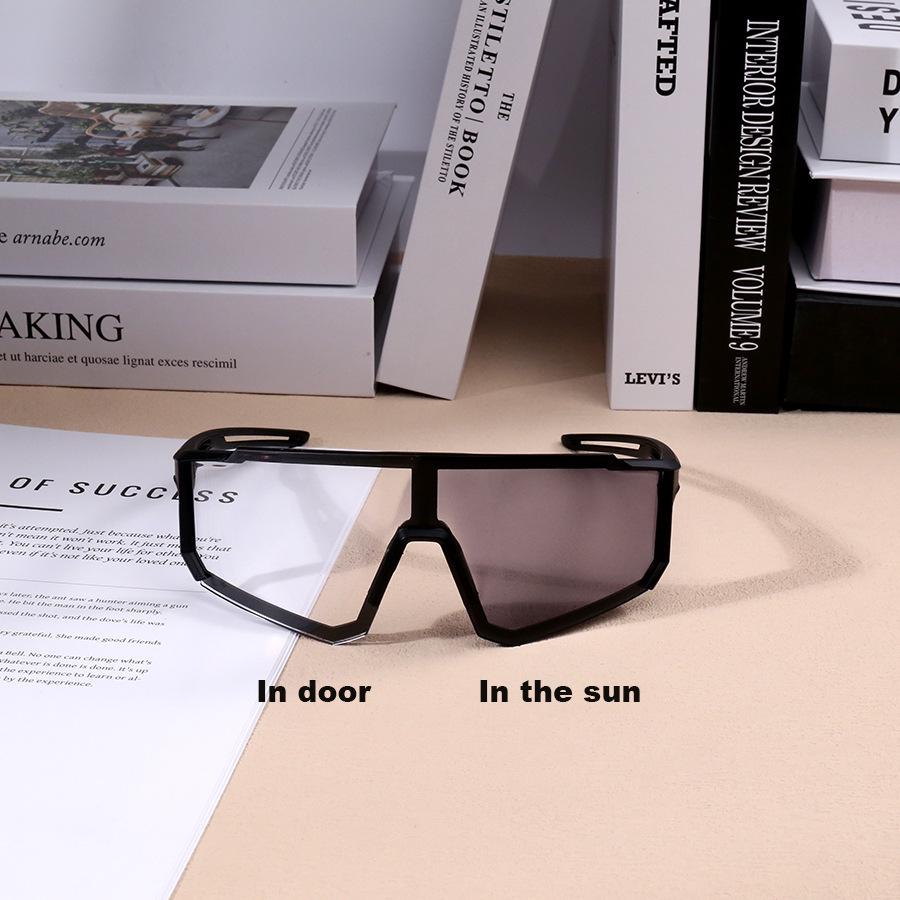 2025 Women's High-end Photochromic Cycling and Mountaineering Sunglasses