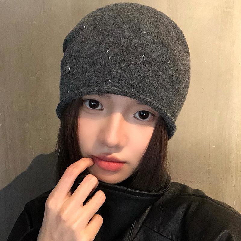 Japanese gray knitted wool hat women's atmosphere confinement hat warm versatile pile hat cold hat