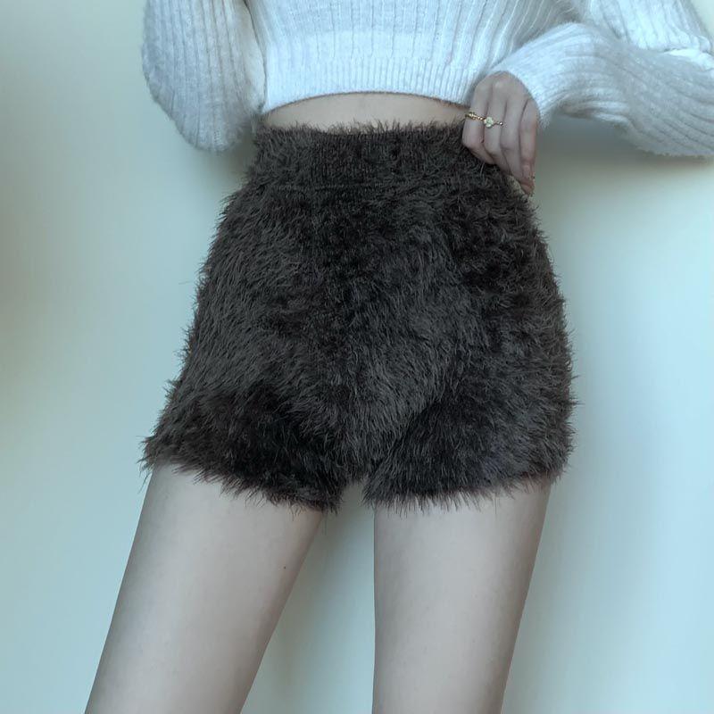 Woman Sexy Shorts Furry Casual Slim Shorts Women's Autumn Winter High Waist Stretch Knit Shorts