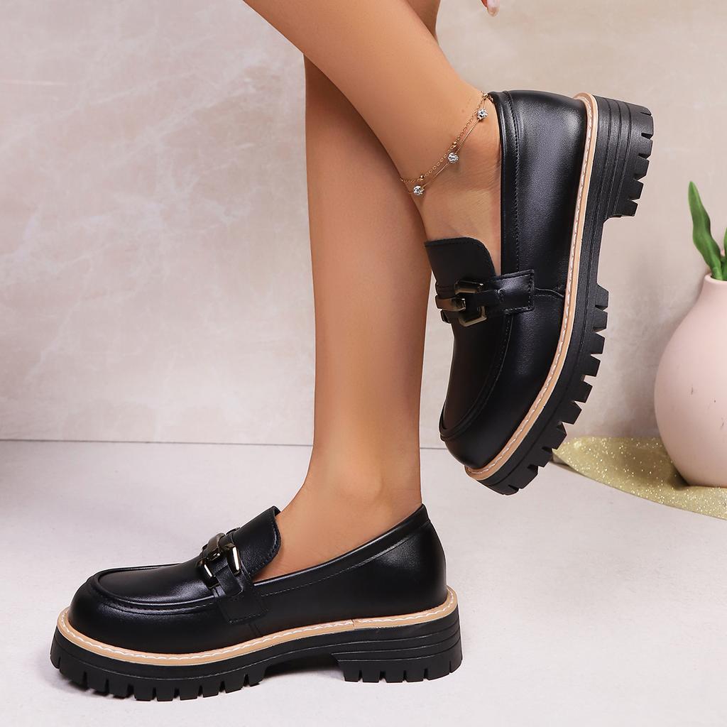 2025 new spring and autumn loafers large size casual polished British style women's shoes thick heel thick sole foreign trade retro
