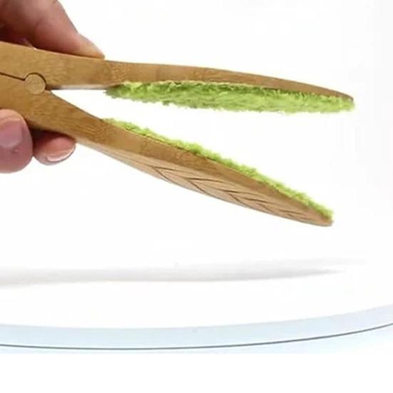 Yousheng Leaf Cleaner Clips with Magnets Natural Pinewood Leaf-Shaped Tongs Double Brush Head Long Handle Leaf Cleaner Tool