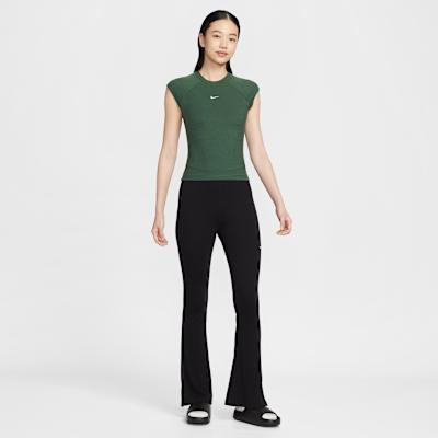 Nike T Shirts Women's Green Crew Neck Moderate