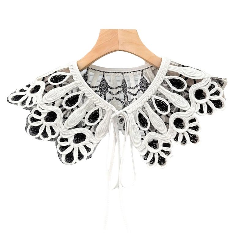 Fashionable Detachable Collar Embroidered Neckline Women Versatiles Neckwear for Various Social Gatherings
