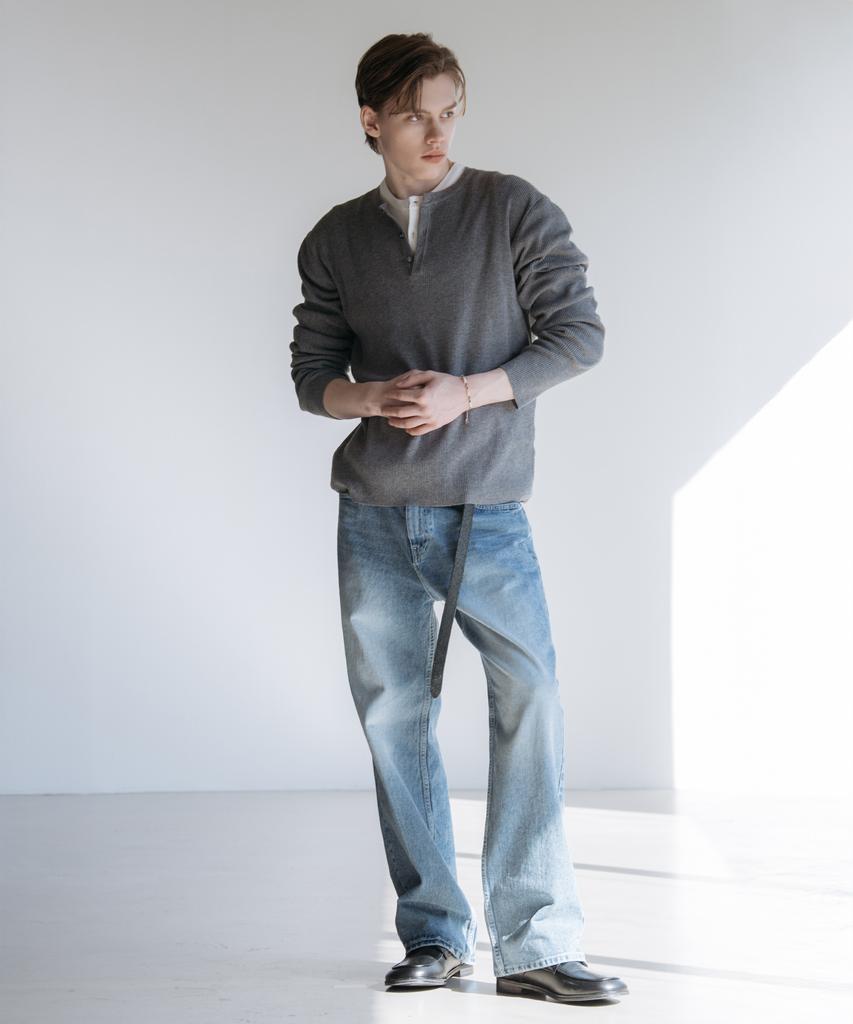Dekkoloso Veil Henley Neck Knit [Gray]