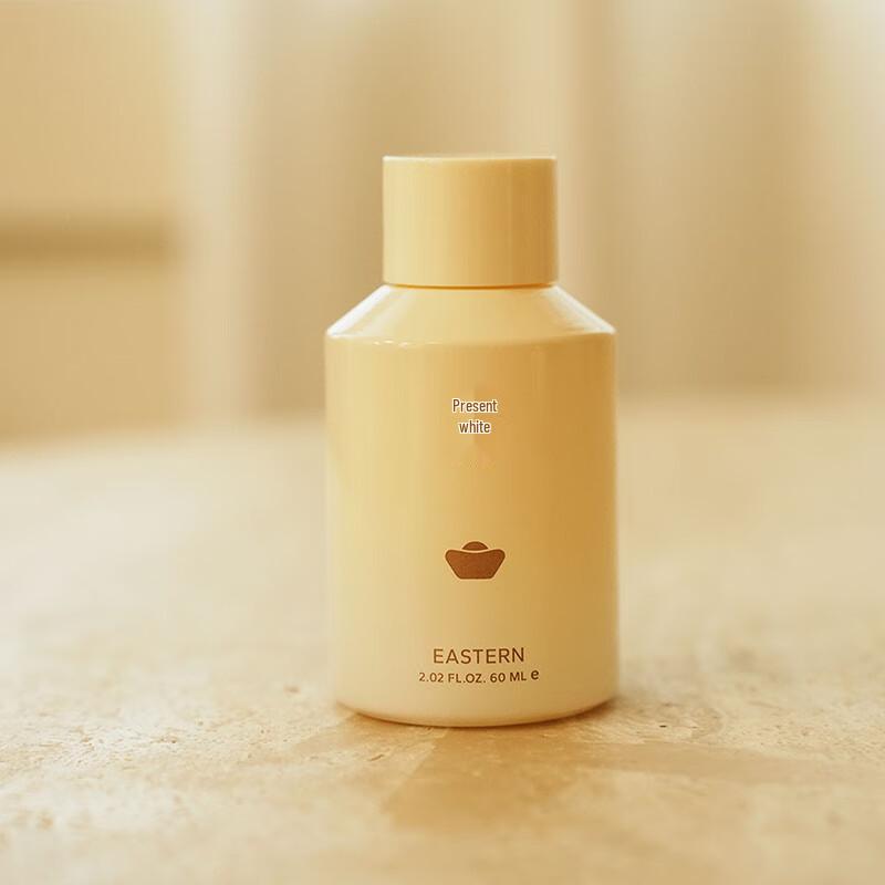 Wanshili 'Wanshi Jinxi' Silk Scarf & Fragrance Gift Set