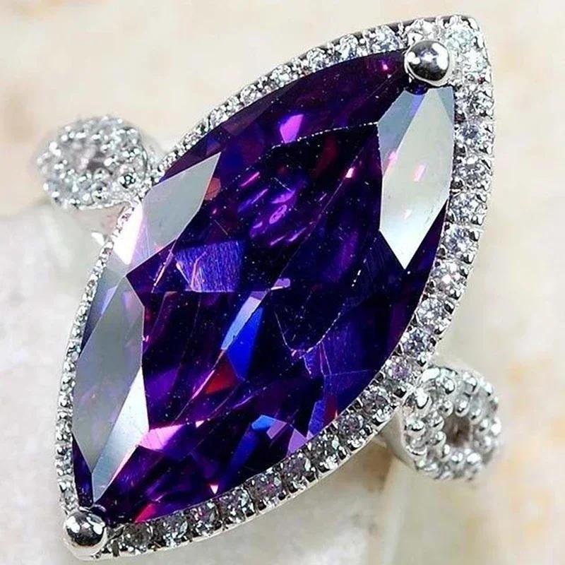 2025 New Purple Cubic Zirconia Ring with Sparkling Square Crystal, High End Women's Personalized Fashion Cocktail Party Zircon