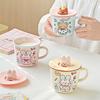 Cartoon Keramiktasse Süßes Mädchen mit Hohem Aussehen Zuhause Büro Paar Frühstück Wasserbecher Souvenir mit Deckel