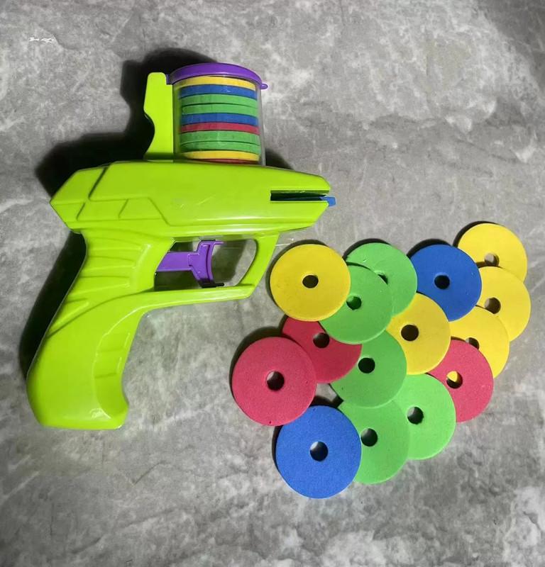 

1Piece Foam Disc Launcher Flying Disc Handheld Shooter Indoor Shooting Game Outdoor Backyard Plaything For Young Boys And Girls Birthday Present
