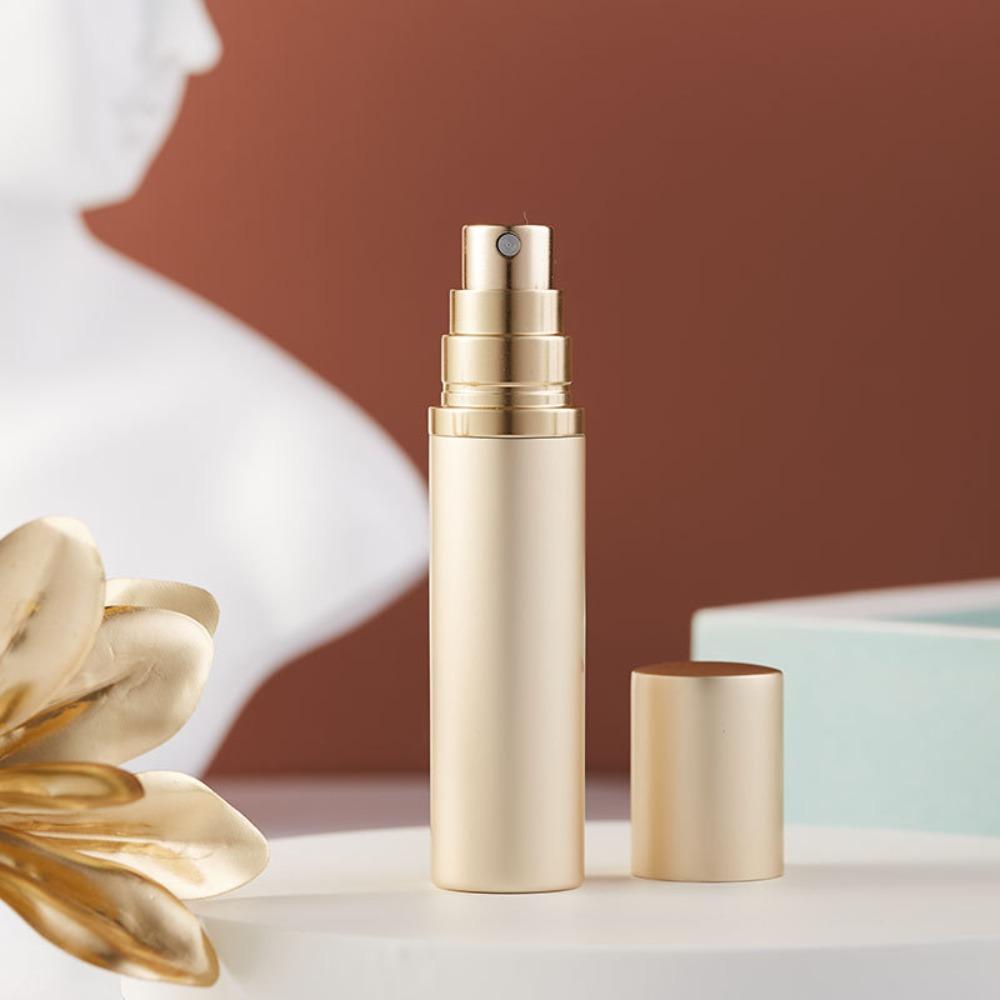 

9ml Aluminum Perfume Atomizer Portable Atomizer Bottle New Scent Pump Traveling золотий