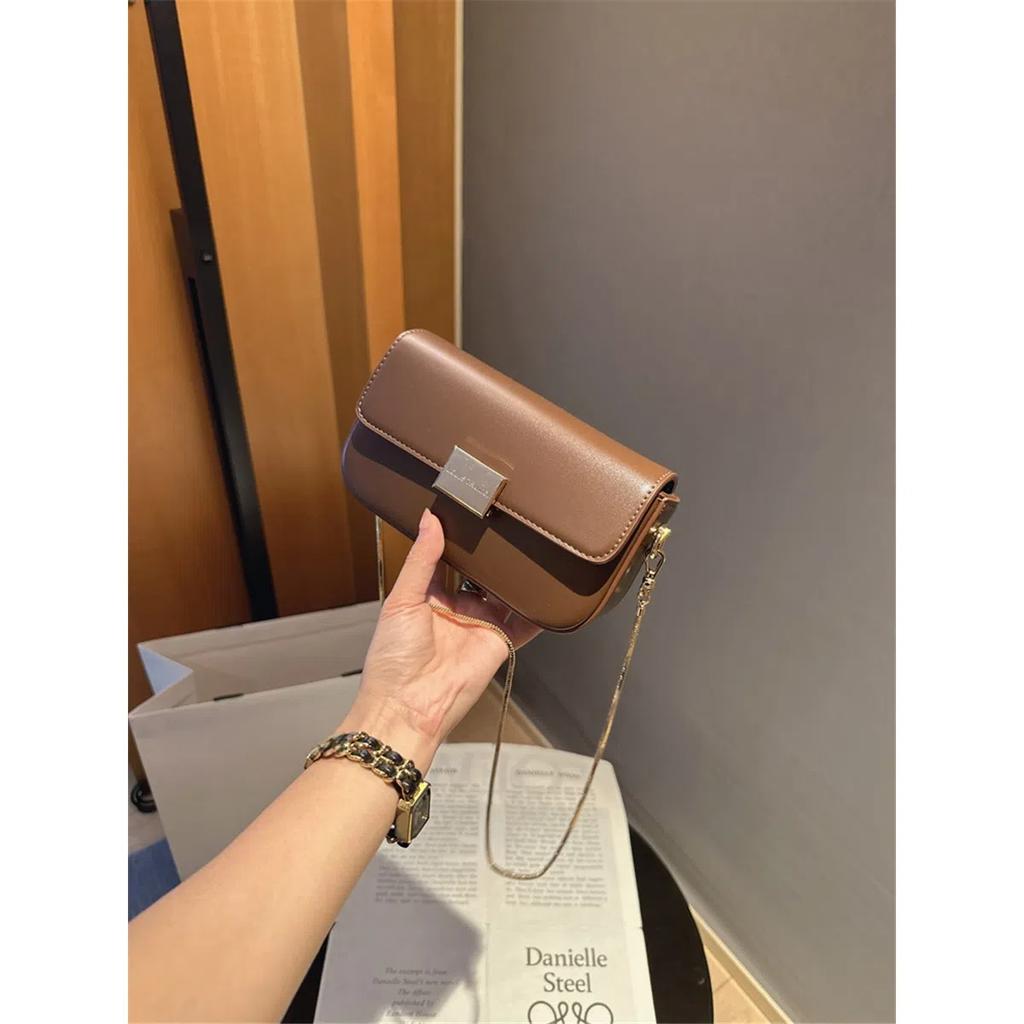 Premium Sense Of Niche Light Luxury Snake Bone Chain Small Square Bag Female Crossbody Simple Box Small Bag