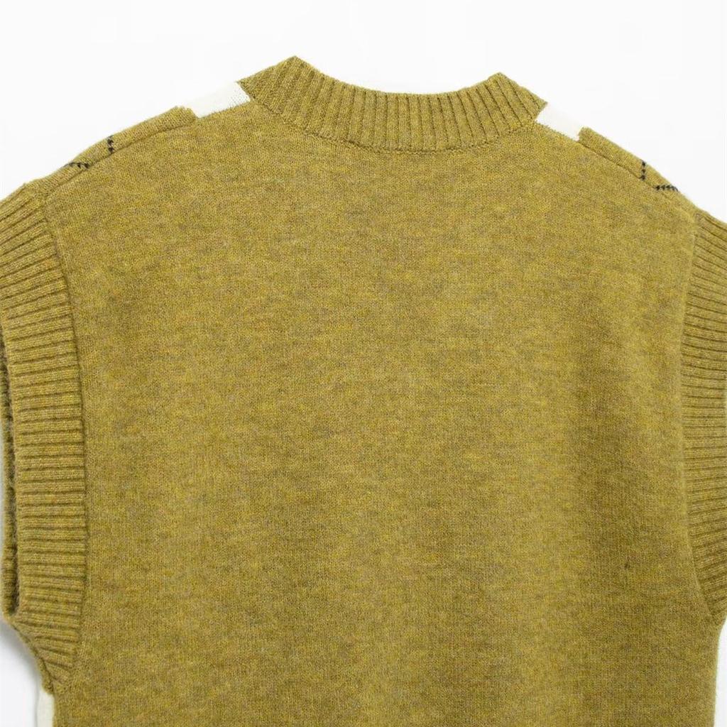 2025 Spring Women's Slim V-Neck Argyle Jacquard Knit Vest