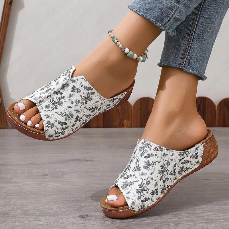 

Модная женская обувь 2024 года, высококачественные базовые женские тапочки, модные повседневные тапочки с принтом, женские новые тапочки на плоской подошве с открытым носком Zapatos 43 чёрный