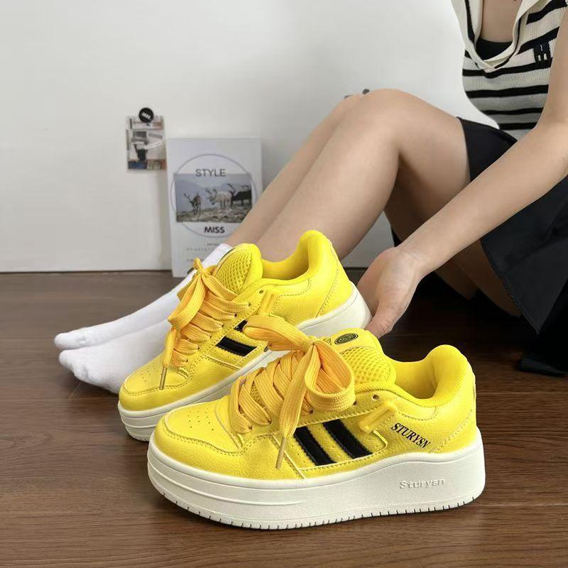 Hong Kong style niche platform couple board shoes women's ins tide 2025 autumn new student versatile sports board shoes Korean version