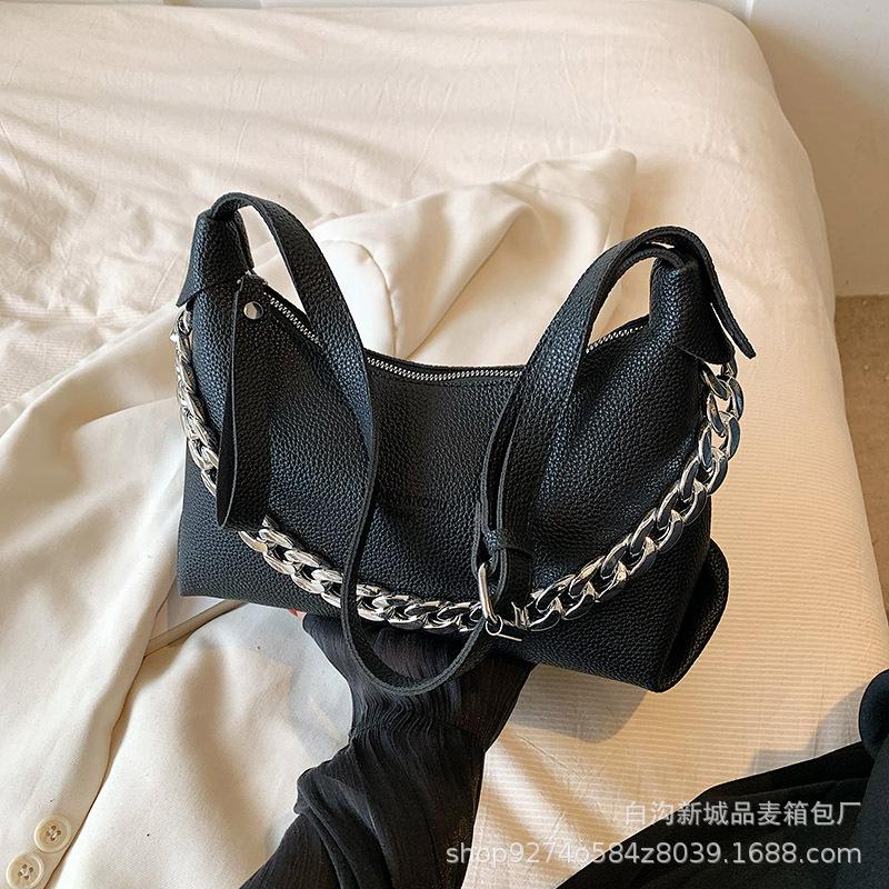 

Popular chain underarm small bag women s 2025 new trendy autumn and winter explosive shoulder bag fashionable messenger dumpling bag