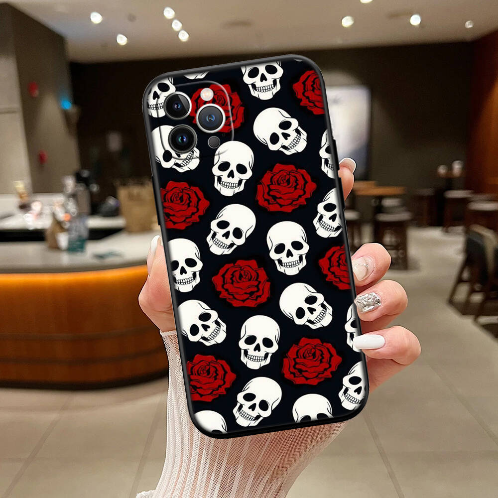 Skeleton Skull New Phone Case for iPhone 6 6s 7 8 11 12 13 14 15 16 17 16E XS Pro Max XR X SE Air