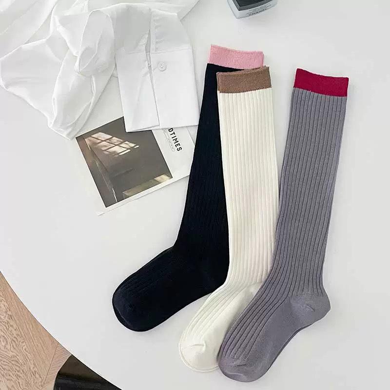 

Two-Tone Grey JK Style Knee-High Slouch Socks in British Collegiate Style One Size