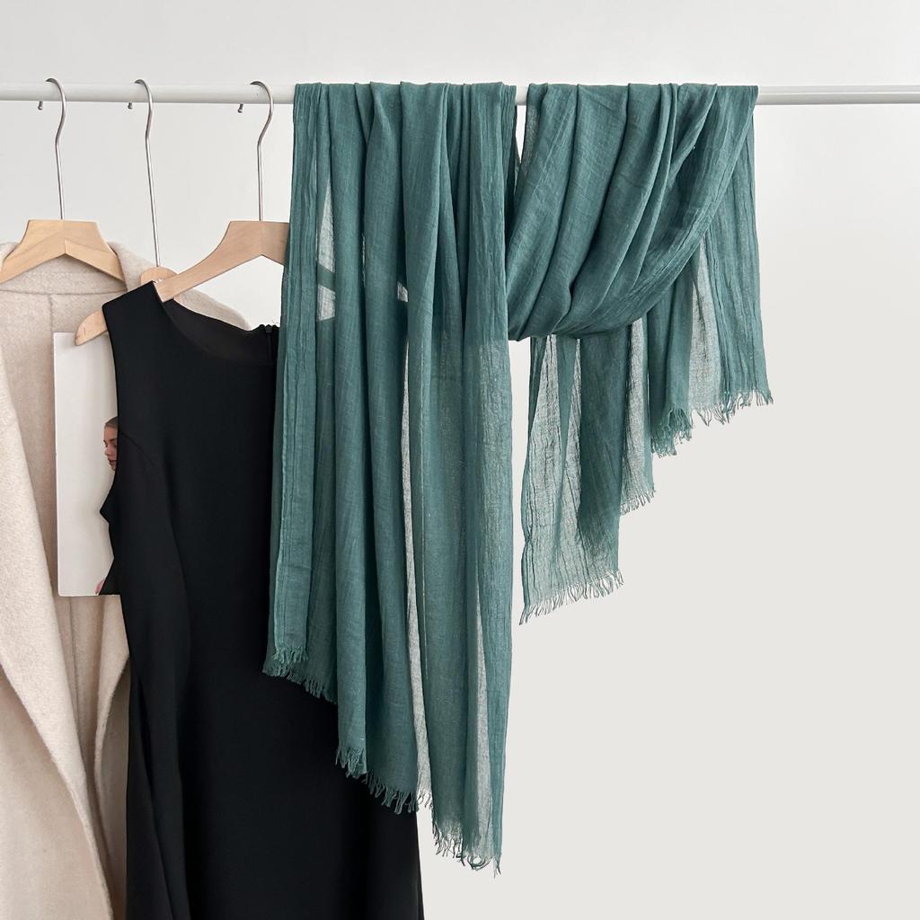 Artistic Cotton and Linen Scarf - Solid Color, Japanese & Korean Style, Women's Shawl for Air-Conditioned Rooms, Outerwear, Sun Protection
