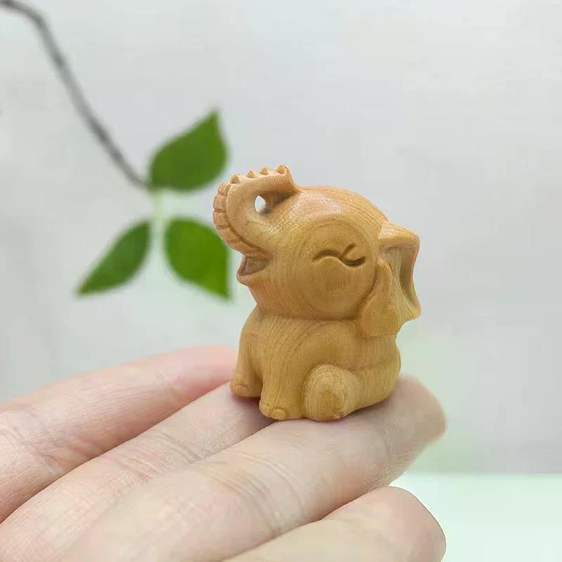 Hand-Carved Wooden Elephant Figurines Cute Elephant Statue Decorative Ornament Home Desktop Decor Car Decoration