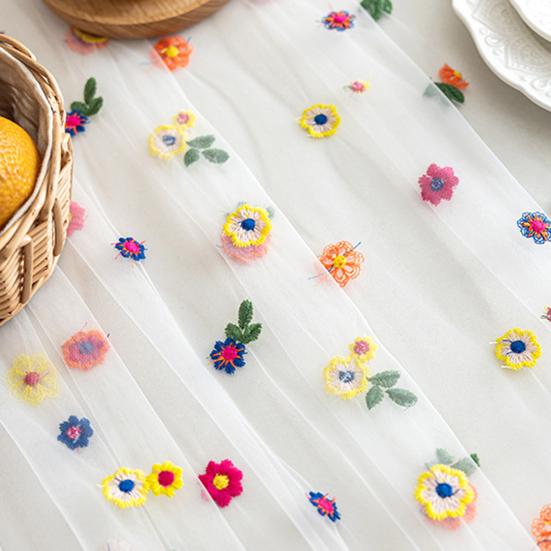 Květinová výšivka Běhoun na stůl Vyšívaný květinový tylový běhoun na stůl Jarní letní běhoun na stůl