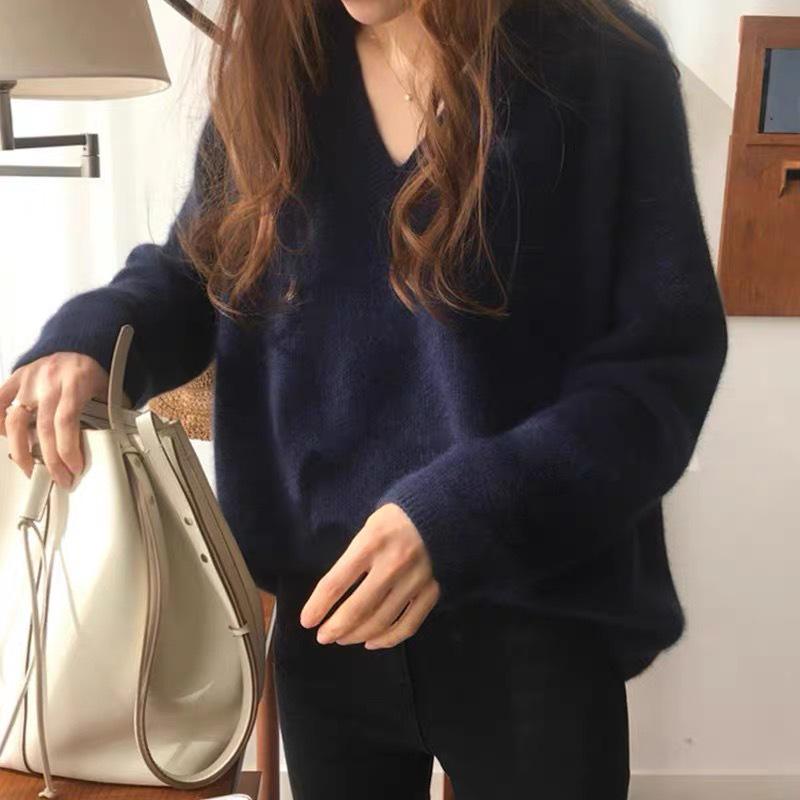 Women's Thick V-Neck Wool Sweater: Velvet, Loose, Casual Knitwear for Autumn & Winter