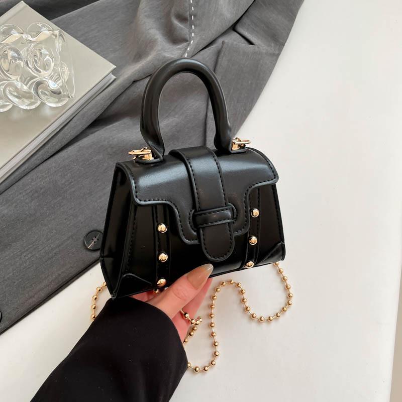 Premium sense portable small square bag women's 2025 new fashion small bag, foreign style messenger bag, beautiful and simple shoulder women's bag