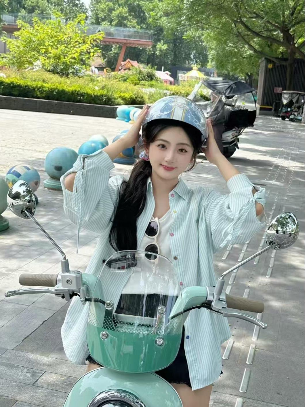 

Summer Colorful Striped Long Sleeve Lace-up Sun Protection Shirt for Women Extra Large синий