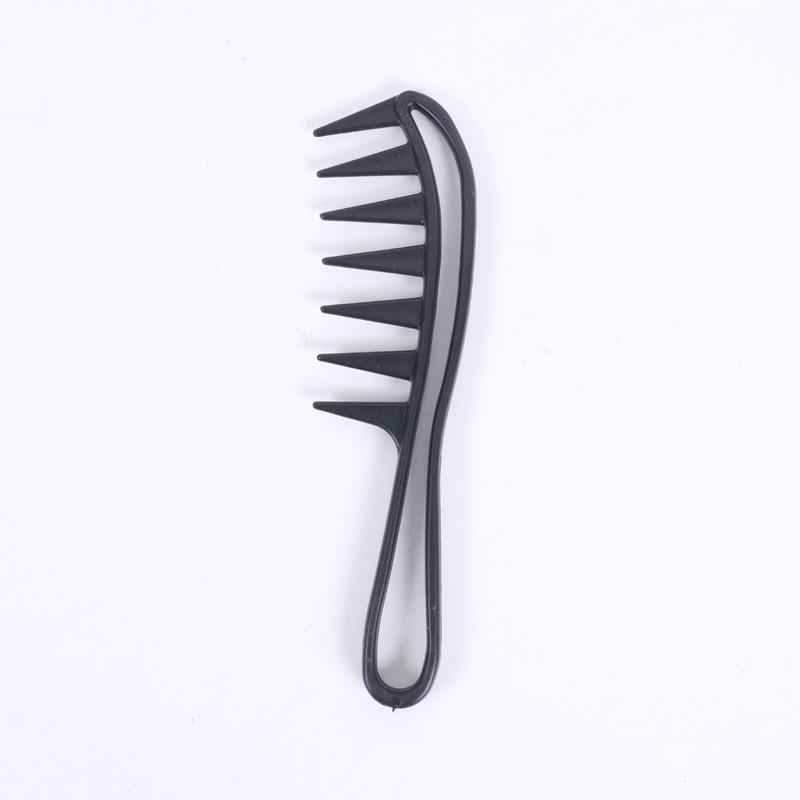 

Silver Fishbone Wide-Tooth Comb – High-Quality Plastic Hairdressing Comb for Wigs & Straight Hair No Packaging