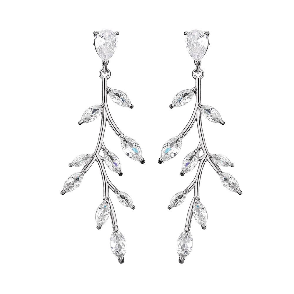 Korean Version Of Personality Creative Willow Leaf Earrings Female Small Fresh Temperament Luxury Micro -Inlaid Zircon Earrings .